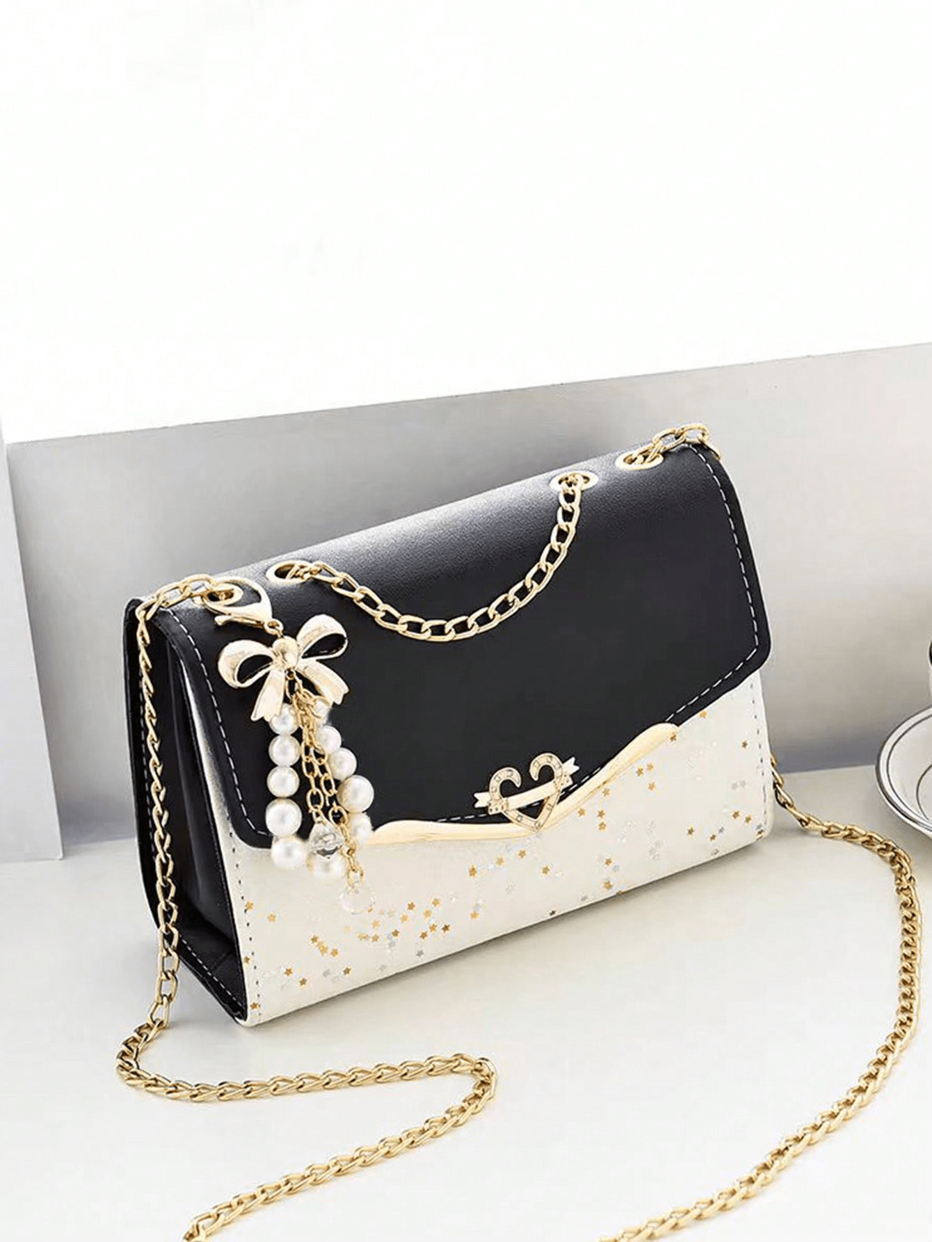 Elegant Square Flap Bag with Bow and Faux Pearl Decor, Mini Fashion PU Handbag with Adjustable Strap, Ideal Mother's Day Gift or Birthday Present