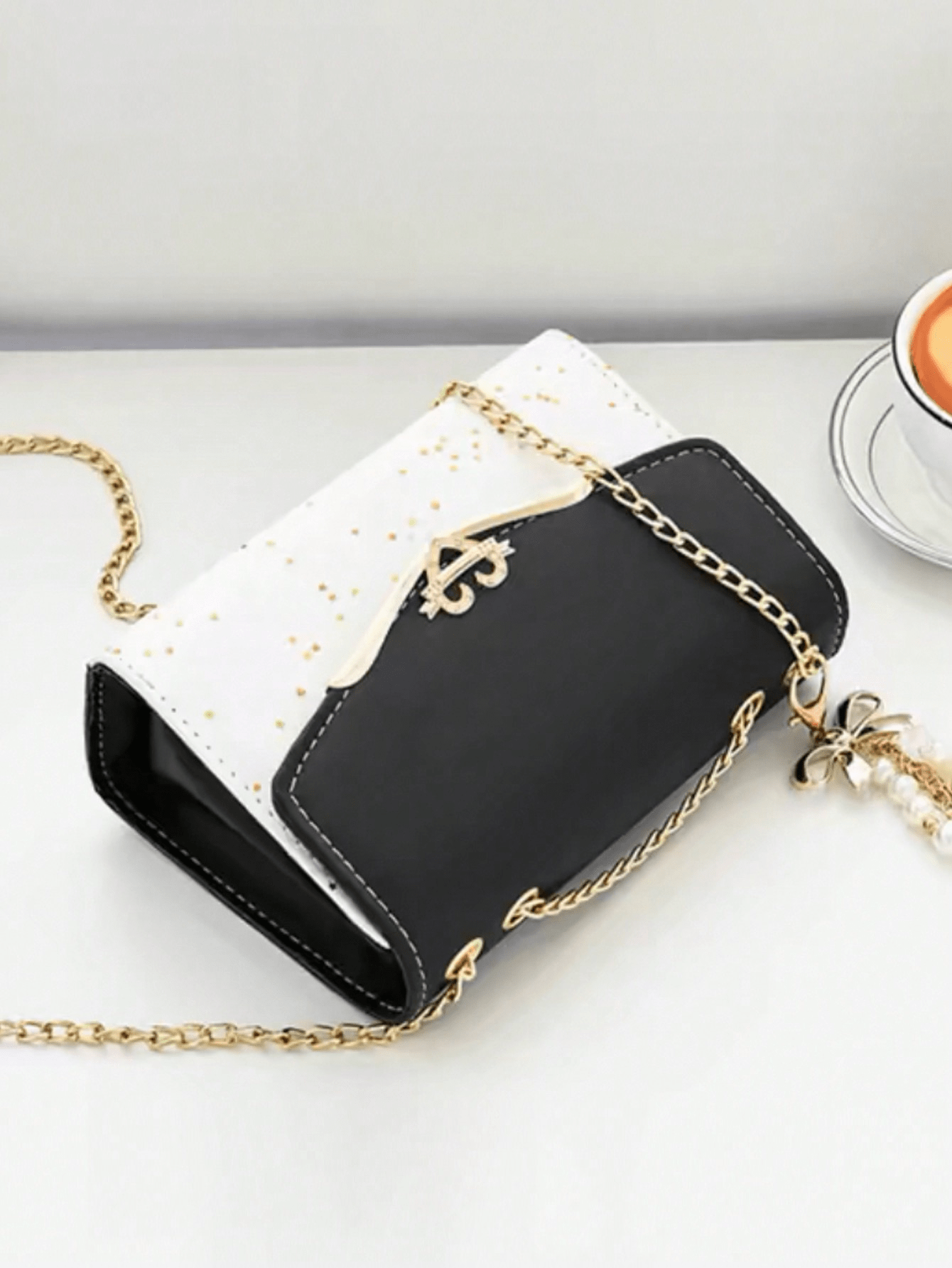 Elegant Square Flap Bag with Bow and Faux Pearl Decor, Mini Fashion PU Handbag with Adjustable Strap, Ideal Mother's Day Gift or Birthday Present
