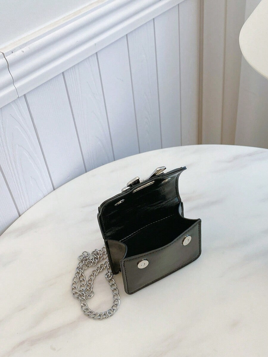 Fashionable Mini Square Crossbody Bag with Bow Decoration and Double Chain, Ideal for Fall and Winter, Lightweight Daily Purse for Students and Women