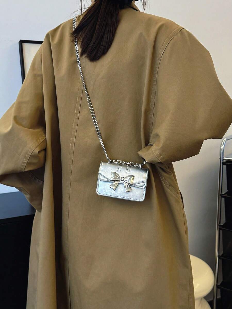 Fashionable Mini Square Crossbody Bag with Bow Decoration and Double Chain, Ideal for Fall and Winter, Lightweight Daily Purse for Students and Women