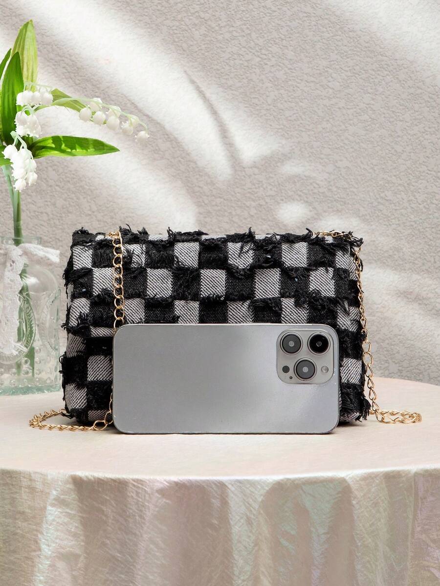 Chic European-Style Mini Square Shoulder Bag for Women, Versatile Crossbody Purse for Spring and Summer, Sweet and Elegant Everyday Fashion