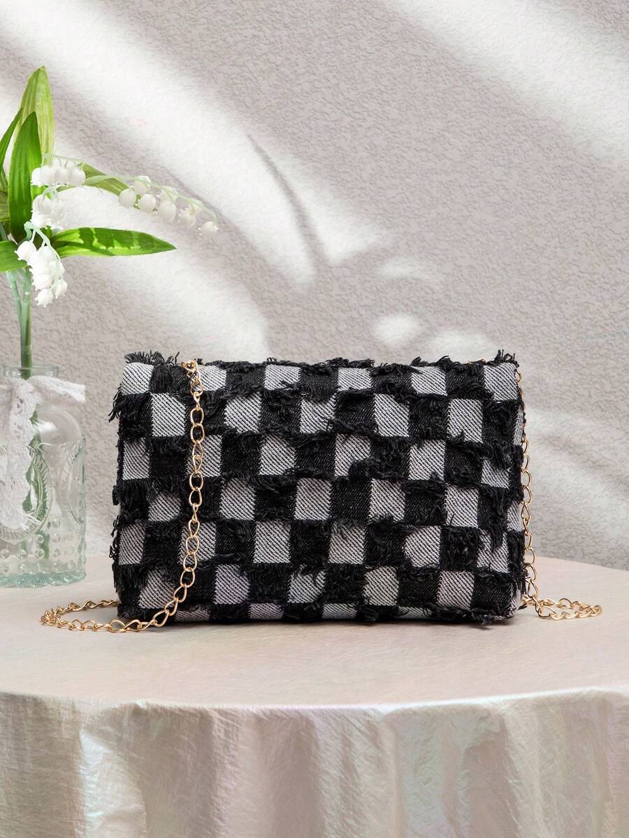 Chic European-Style Mini Square Shoulder Bag for Women, Versatile Crossbody Purse for Spring and Summer, Sweet and Elegant Everyday Fashion