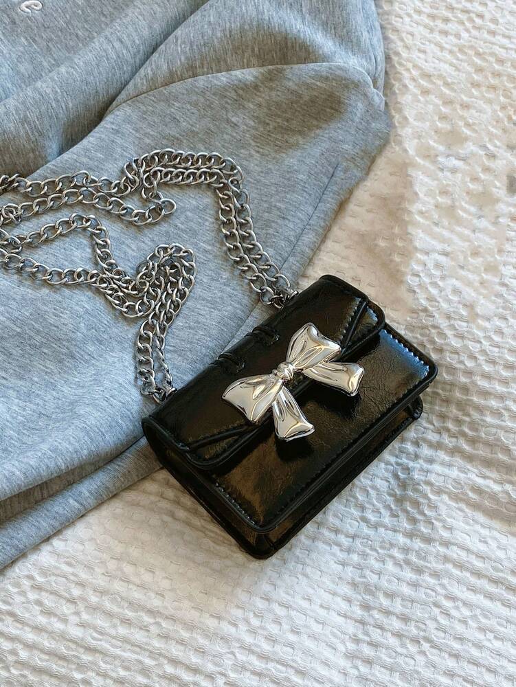 Fashionable Mini Square Crossbody Bag with Bow Decoration and Double Chain, Ideal for Fall and Winter, Lightweight Daily Purse for Students and Women