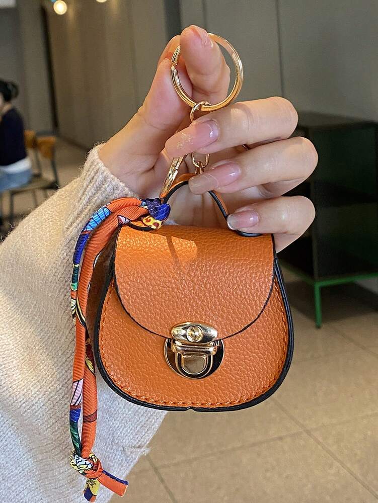 Saddle-Shaped Mini Multi-Function Pouch for Women, Small Elegant Bag for Earphones and Keys, High-Quality Gift for Daily Use or Special Occasions