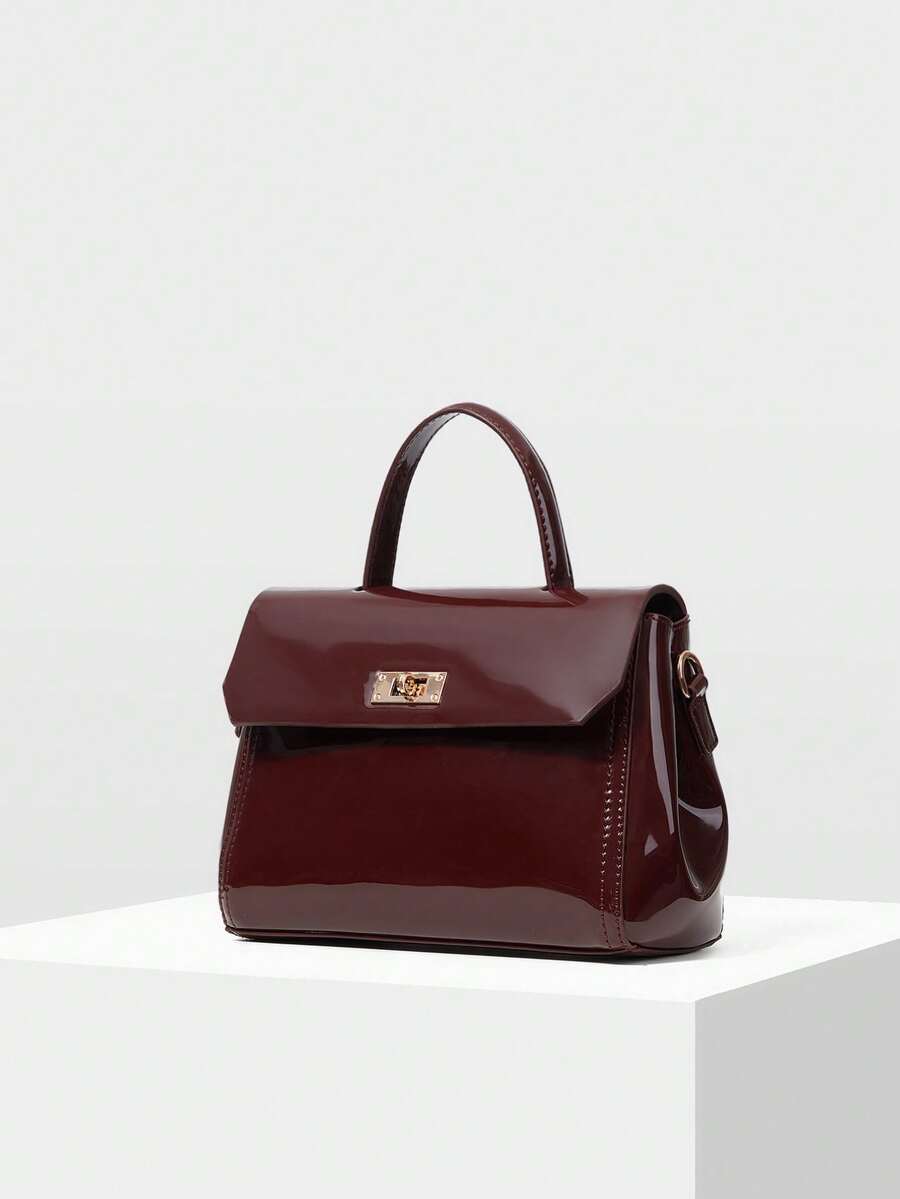 Minimalist Premium Handbag for Women, Suitable for Daily Commute and Business Casual Looks, Sleek Structured Design, Lightweight Shoulder Bag