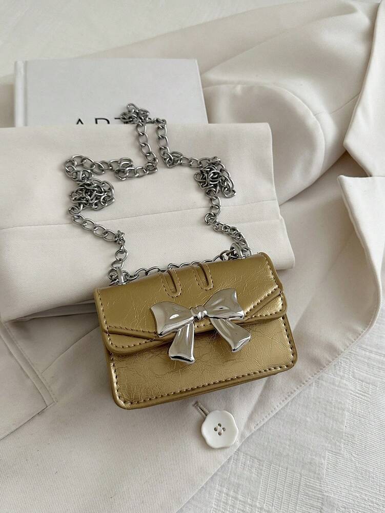 Fashionable Mini Square Crossbody Bag with Bow Decoration and Double Chain, Ideal for Fall and Winter, Lightweight Daily Purse for Students and Women