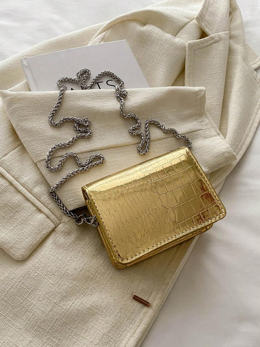 Stylish Mini Square Crossbody Bag with Bow Hardware, Flap Closure and Chain Strap, Perfect for Fall/Winter, Lightweight Bag for Girls and Ladies