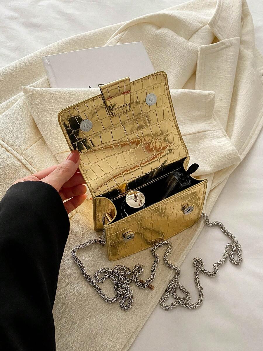 Stylish Mini Square Crossbody Bag with Bow Hardware, Flap Closure and Chain Strap, Perfect for Fall/Winter, Lightweight Bag for Girls and Ladies