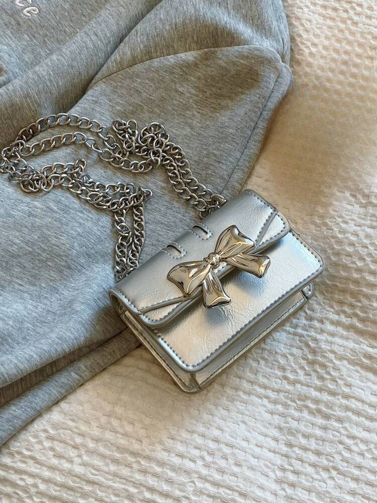 Fashionable Mini Square Crossbody Bag with Bow Decoration and Double Chain, Ideal for Fall and Winter, Lightweight Daily Purse for Students and Women